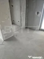Apartament 3 camere, 2 bai, decomandat, etaj intermediar, zo