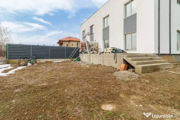 Casa Corbeanca P+1 cu 3 dormitoare si curte generoasa, te...