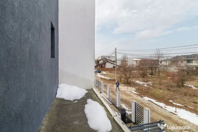 Casa Corbeanca P+1 cu 3 dormitoare si curte generoasa, te...