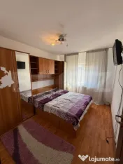 Apartament 3 camere, decomandat, Zona Centrală 