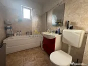 Metrou Ap 2 camere decomandat Et 1 mobilat cu parcare 