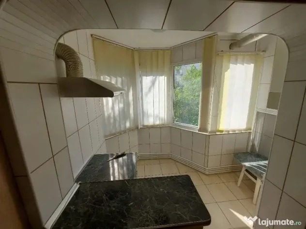De inchiriat apartament strada Nae Leonard, etaj 1, 1800 lei