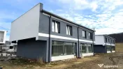 Casa 120 mp cu teren 260 in Tropini 