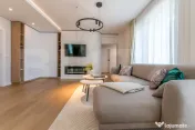 Apartament 3 camere, 95mp, 2 parcari, terasa, zona UMF 
