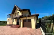 Casă premium perfectă pentru familie , cu garaj și grădi 
