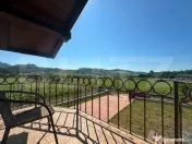 Casă premium perfectă pentru familie , cu garaj și grădi 