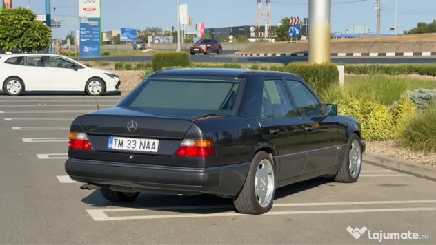 Mercedes 300 E 24v 124 istoric