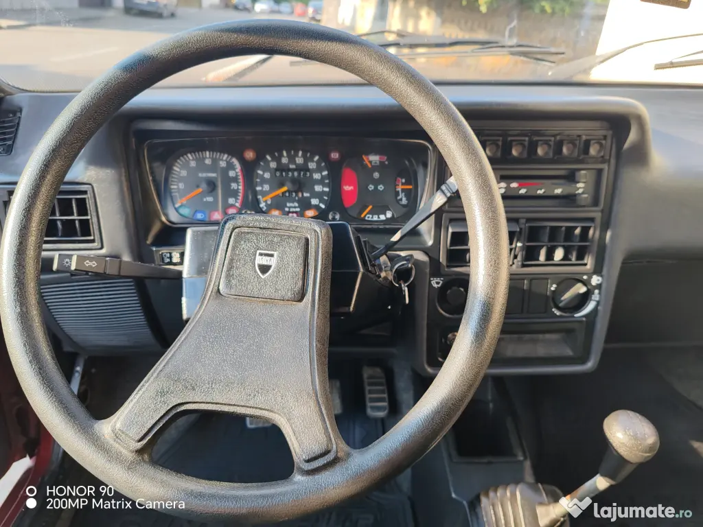 Vând Dacia 1310 totul original cu doar 13000 km