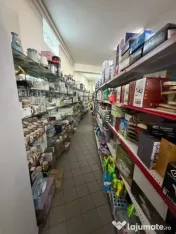 Spatiu comercial , 1300 mp pe 4 nivele, in centrul orasului 