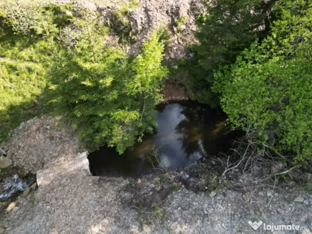 Vând teren intravilan in Băișoara