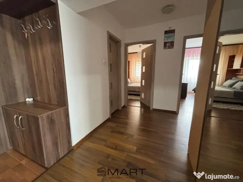 Apartament 3 camere decomandat zona Grivitei Brasov