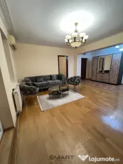 Apartament 3 camere decomandat Strand 