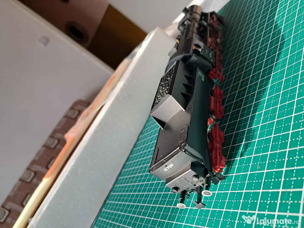 Locomotiva Liliput BR52 DB H0 DC analog, fara mufa digitala si vagoane marfa