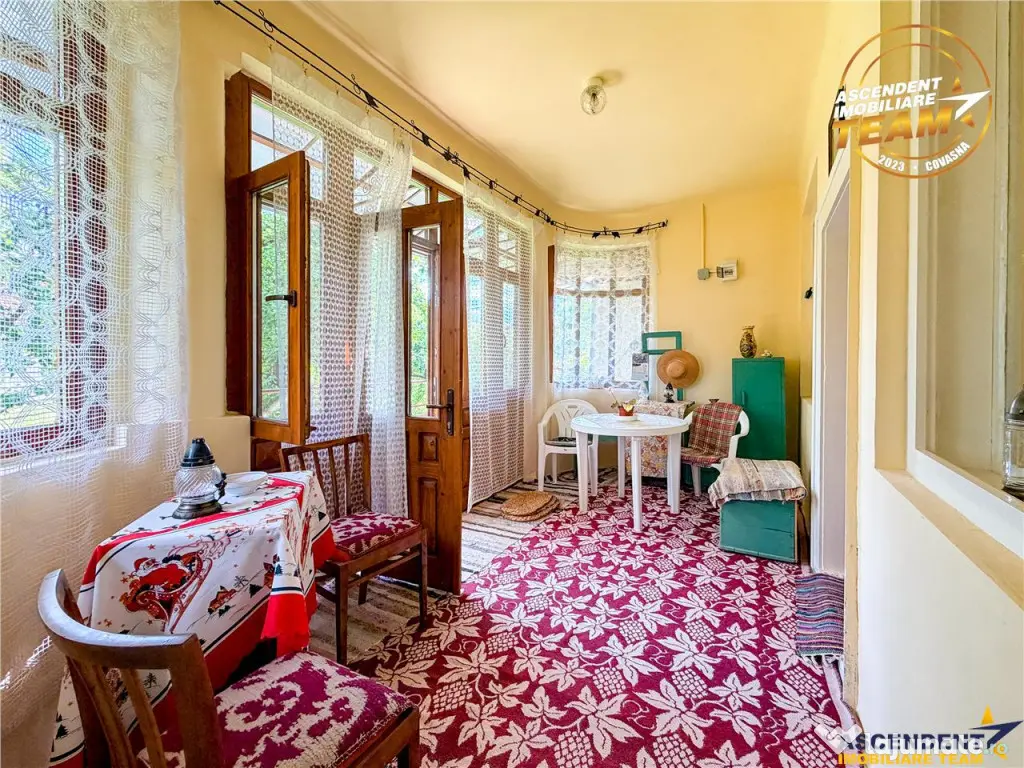 FILM Tur 3D! Casa traditionala, cu aproape 2.000mp teren, Il