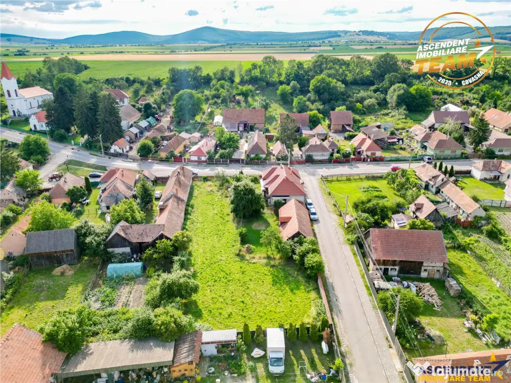 FILM Tur 3D! Casa traditionala, cu aproape 2.000mp teren, Il