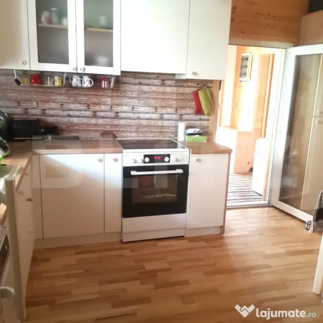 Casă deosebită din lemn masiv de stejar | 125 mp utili | T
