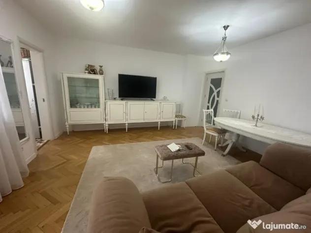 ÎNCHIRIEZ apartament 3 camere ATENEU! Cișmigiu
