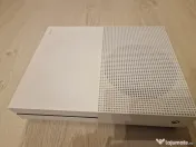 Xbox One S 1TB in stare foarte buna 