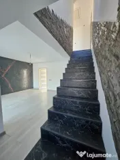 Casa P+M Pitesti, parte din duplex, 138000 EURO 