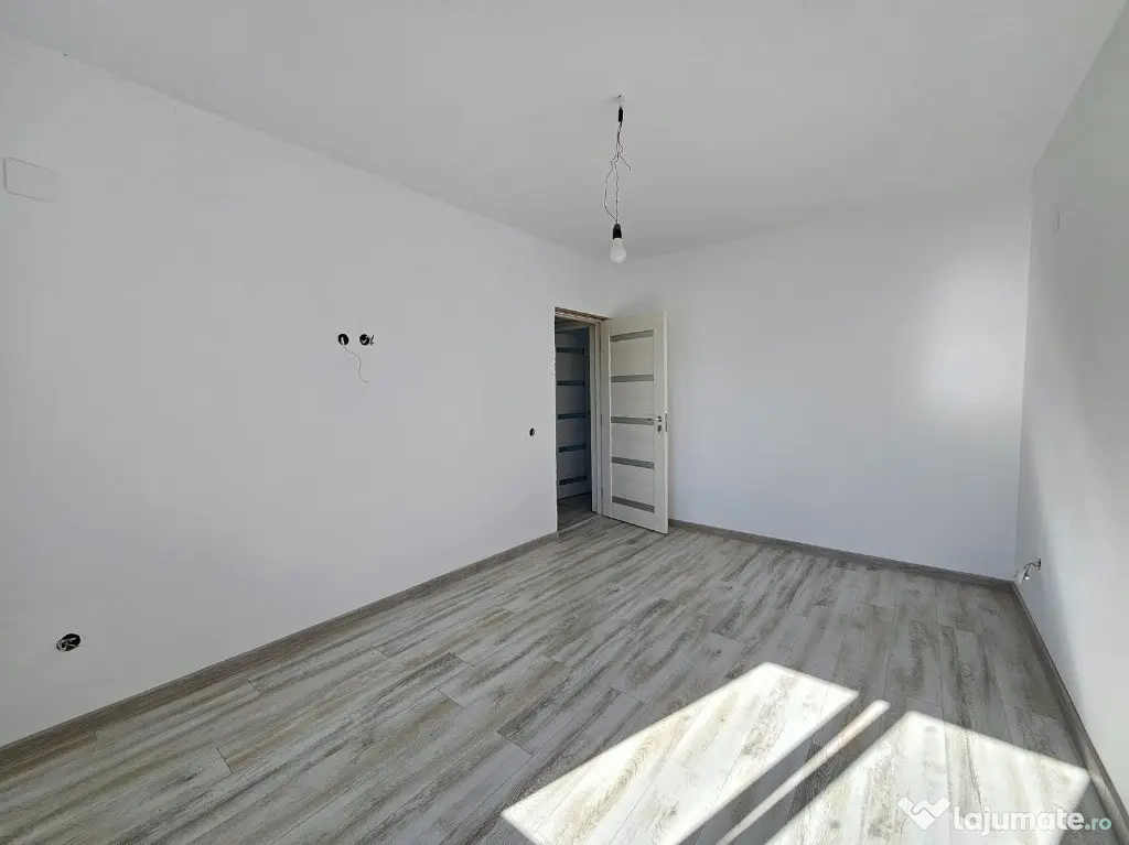 Casa P+M Pitesti, parte din duplex, 138000 EURO