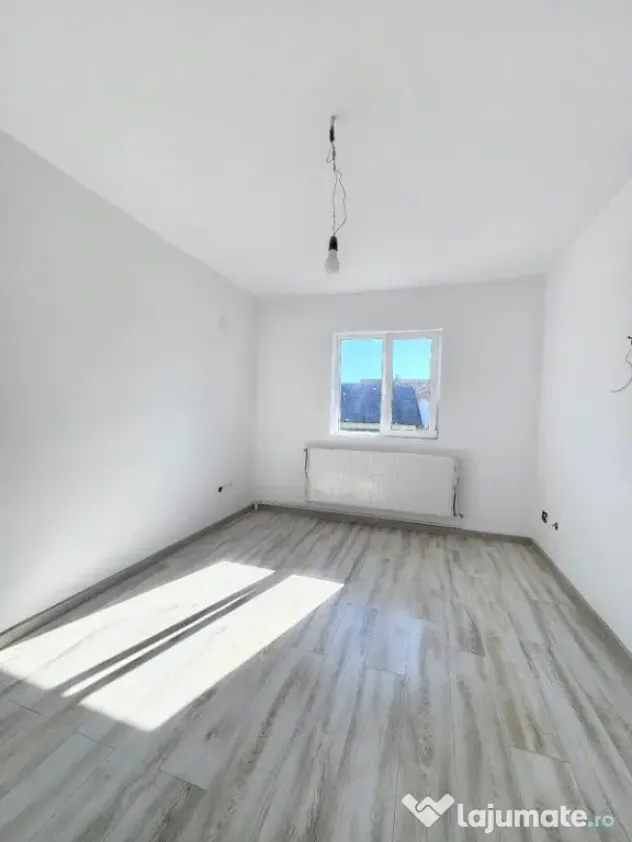 Casa P+M Pitesti, parte din duplex, 138000 EURO