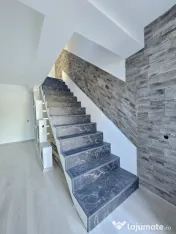 Casa P+M Pitesti, parte din duplex, 138000 EURO 