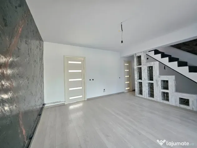 Casa P+M Pitesti, parte din duplex, 138000 EURO
