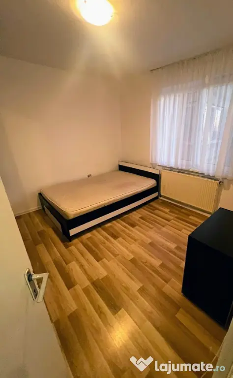 inchiriez apartament 2 camere