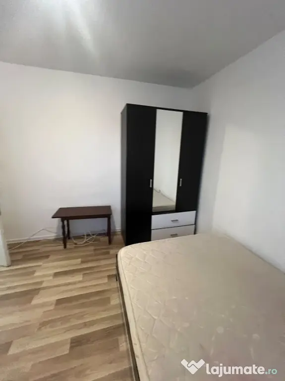 inchiriez apartament 2 camere