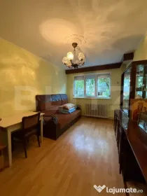 Apartament de vanzare, 2 camere decomandat, parter, Micro 13
