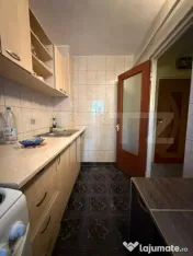 Apartament de vanzare, 2 camere decomandat, parter, Micro 13 