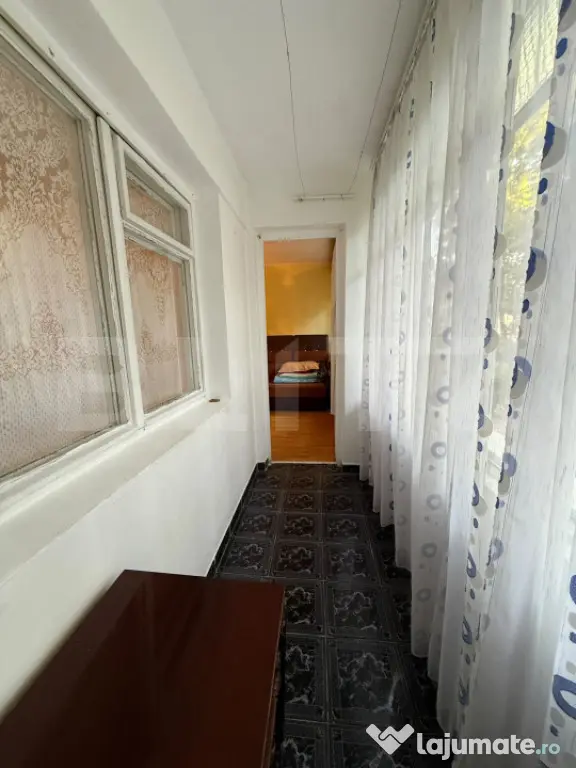 Apartament de vanzare, 2 camere decomandat, parter, Micro 13