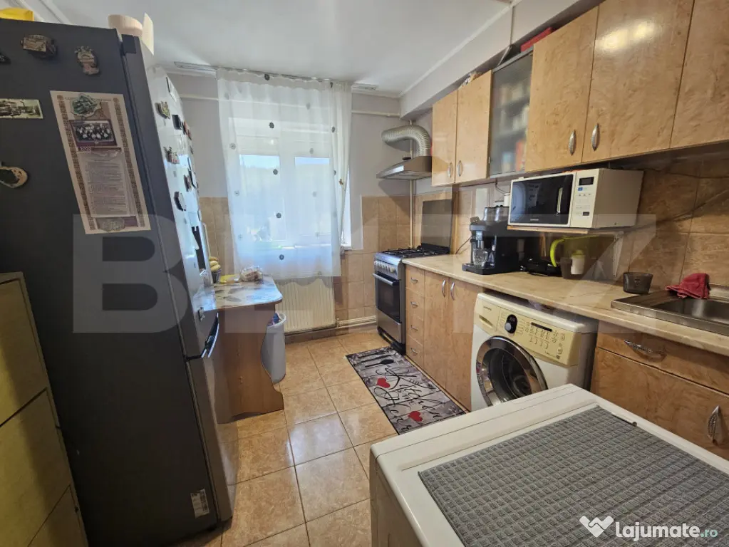 Apartament 2 camere, etaj intermediar, 39 mp, zona Tomesti