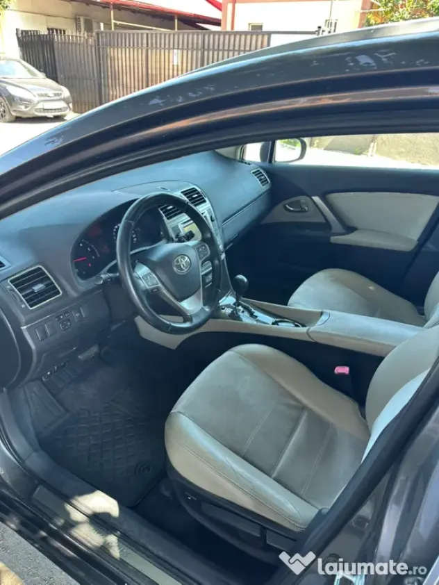 Toyota Avensis Break 2.2 diesel