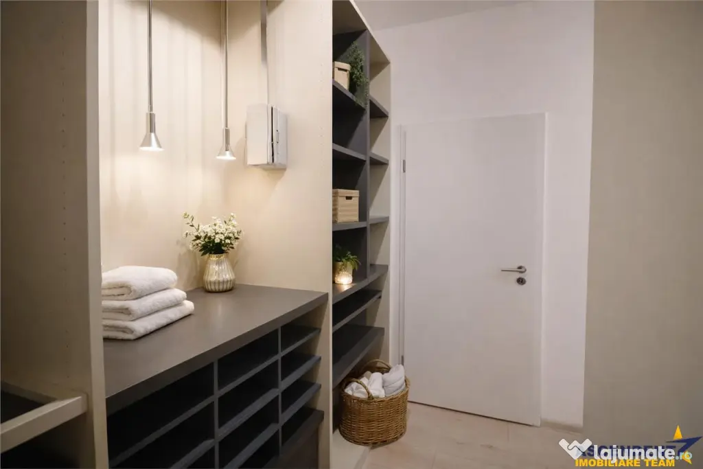 Penthouse Qualis Tractorul Brasov,terasa panoramica,3 balcoa