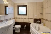 Film3D!Casa armonioasa,doua intrari,foisor, locuri parcare,S 