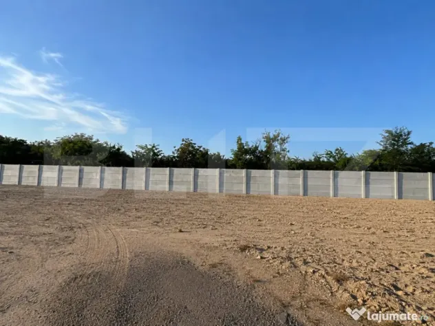 Teren intravilan, 687mp, zona Consul