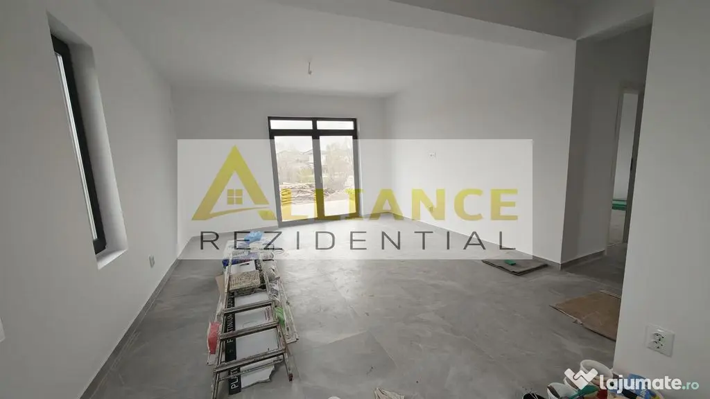 Casa individuala - 3 camere - 2 bai - 378 mp teren