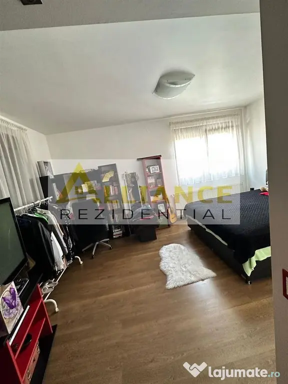 CASA INDIVIDUALA 4 CAMERE - PIATA SUDULUI