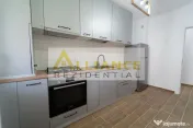 Metrou Berceni Apartament 2 camere + curte 200 mp