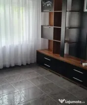 Apartament 3 camere decomandat 60 mp Bailesti Centru