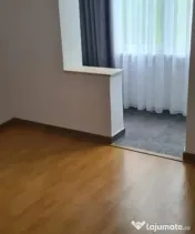 Apartament 3 camere decomandat 60 mp Bailesti Centru