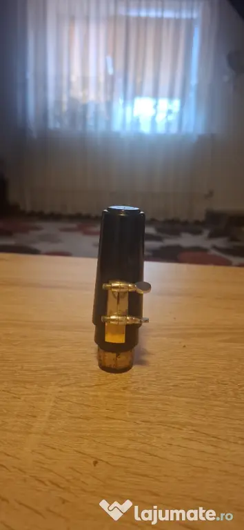 Vând sau Schimb Clarinetul