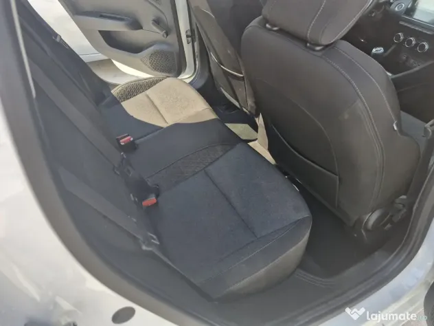 Vând Renault Clio 2020