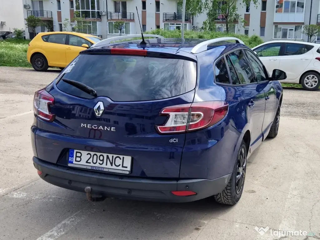 Renault Megane 3, motor 1.5 DCI, 110cp, an. 2013 Full Option
