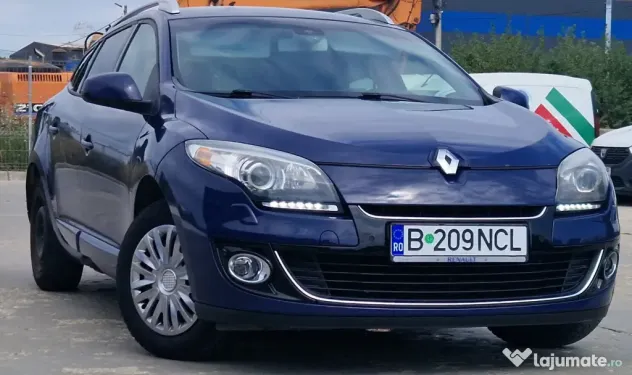 Renault Megane 3, motor 1.5 DCI, 110cp, an. 2013 Full Option