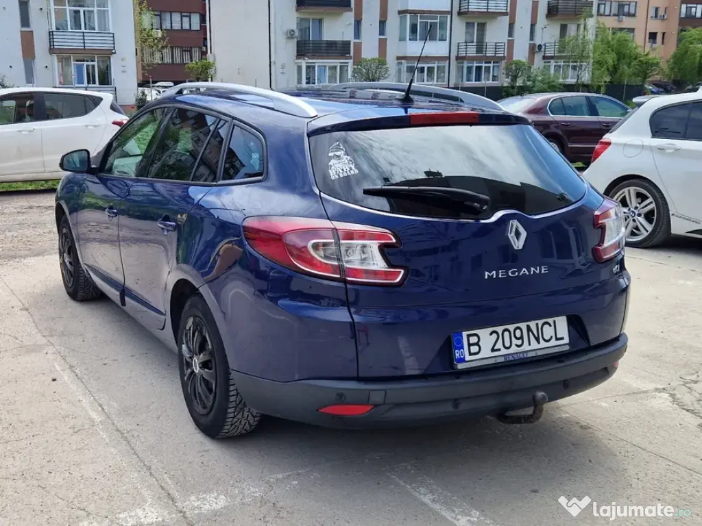 Renault Megane 3, motor 1.5 DCI, 110cp, an. 2013 Full Option