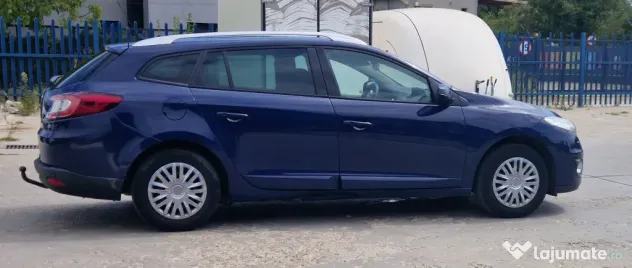 Renault Megane 3, motor 1.5 DCI, 110cp, an. 2013 Full Option