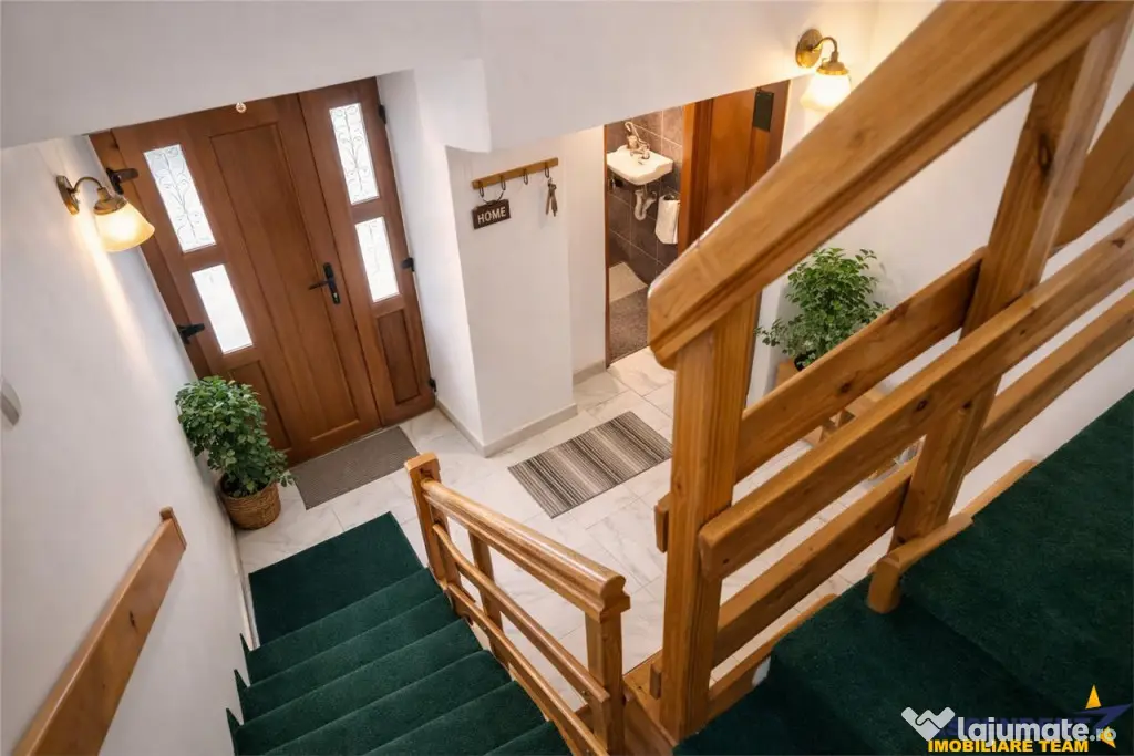 Vila cu 5 camere si garaj propriu, Centrul Istoric Drumul P