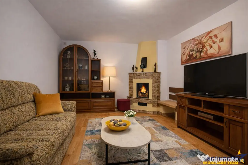 Vila cu 5 camere si garaj propriu, Centrul Istoric Drumul P